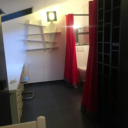 Quarto em Acomodações Particulares 20m2 Dans Maison 120m2 *